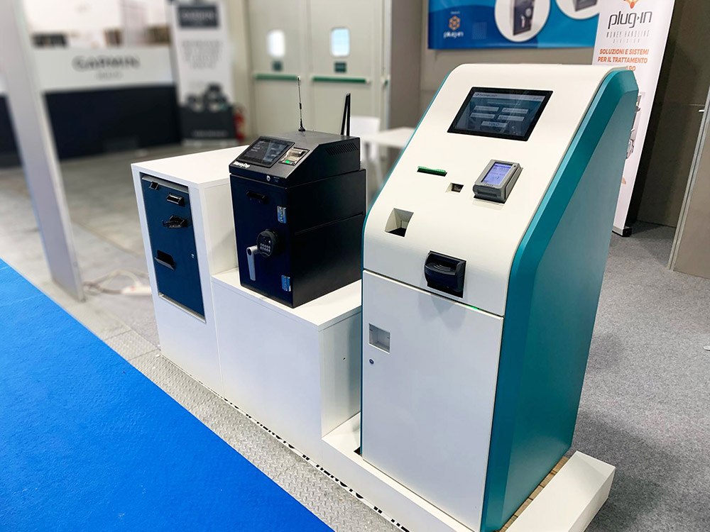 Plug-in e Innovacash insieme al COSMOFARMA Exhibition 2024